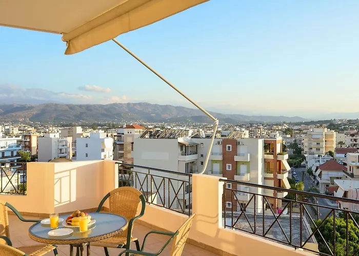 Elia Selinou 하니아